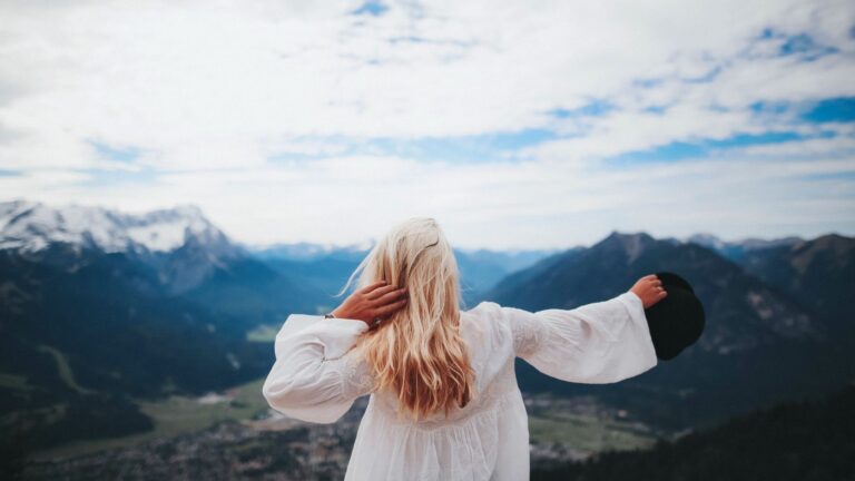 how to be a godly girlfriend