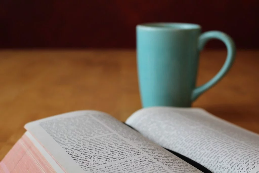 bible, study, coffee, how to do devotion